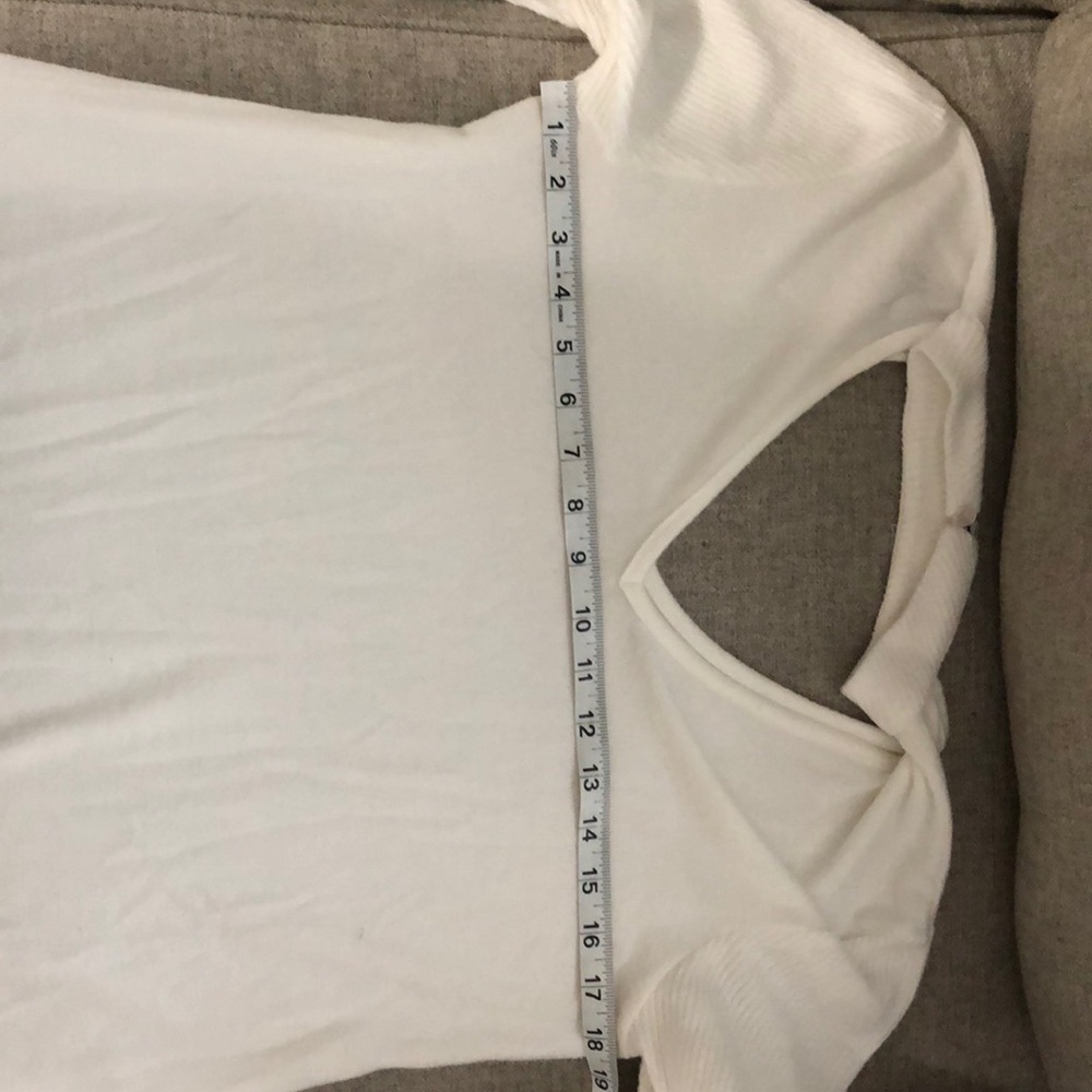 Sweater - Picture 2 of 3